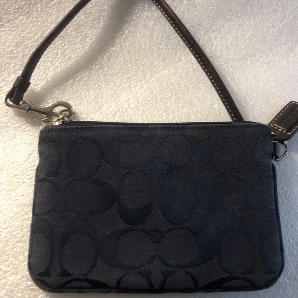 Coach Wristlet - Picture 3 of 9